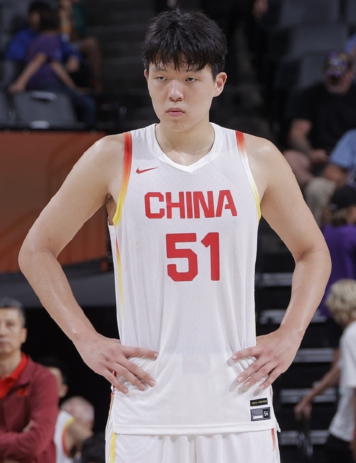 开云体育-杨瀚森本赛季个人集锦上篇：场均2.8封盖领跑CBA的简单介绍