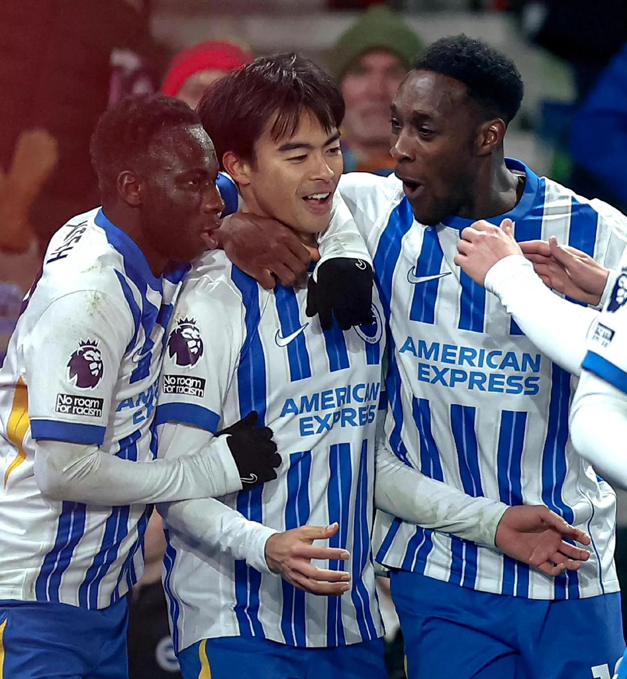 10年10亿英镑：曼城签下创纪录新赞助合约，英超BIG6差距很大(曼城首座英超冠军)